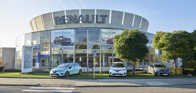 Façade de la concession Renault Plaine
